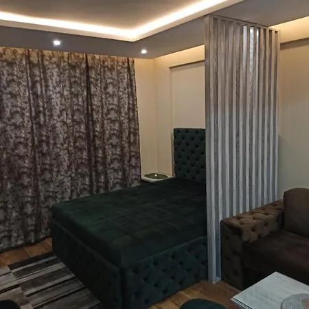 Jasmin President Kop *