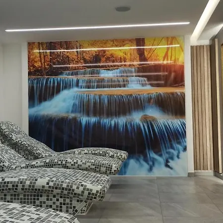 Jasmin President Kop *